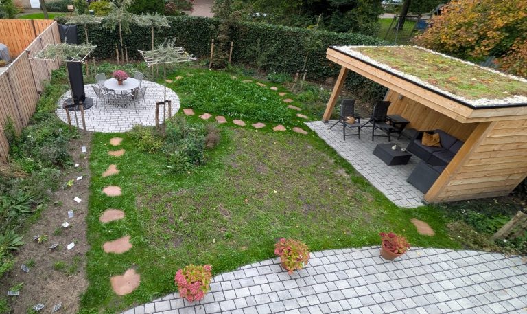 Foto Rustieke buitenplaats Foto gerealiseerde tuin Leusden